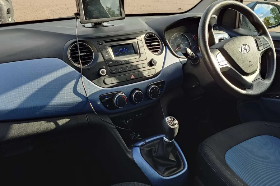 Vehicle Image - 1