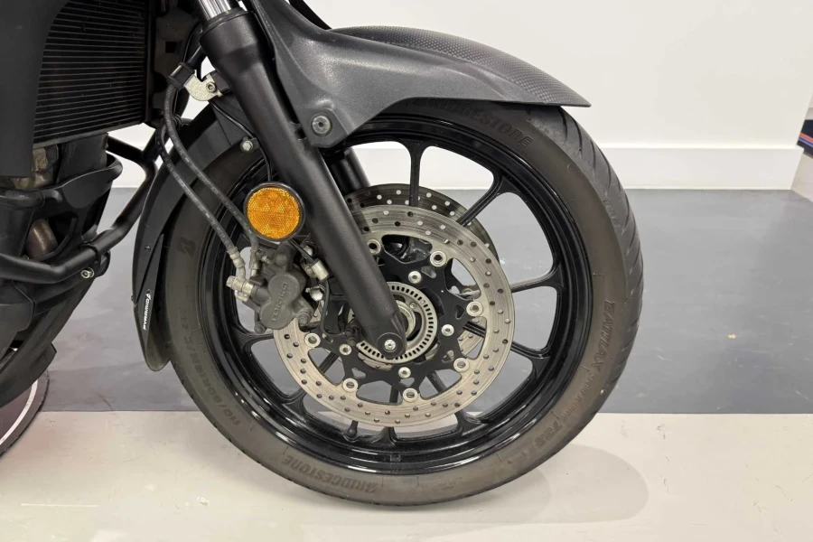Vehicle Image - 3