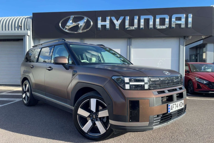 Vehicle Image - 0