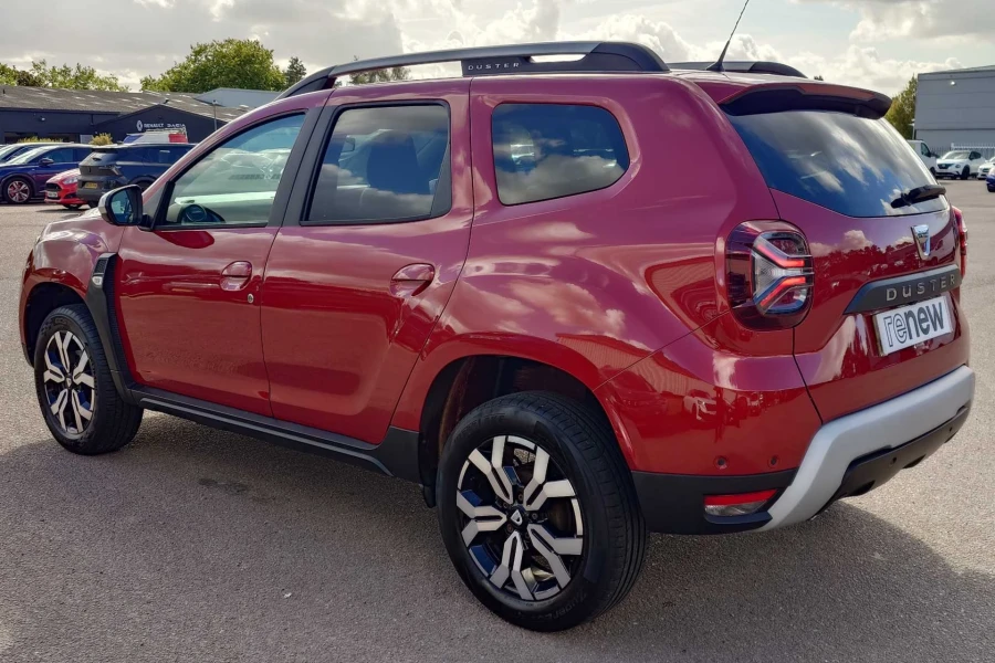 Vehicle Image - 2