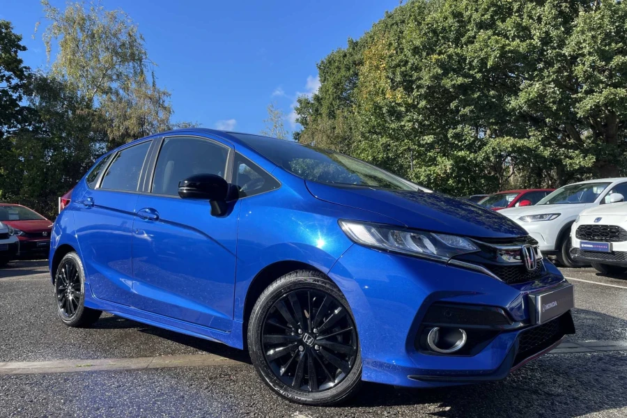 Vehicle Image - 0
