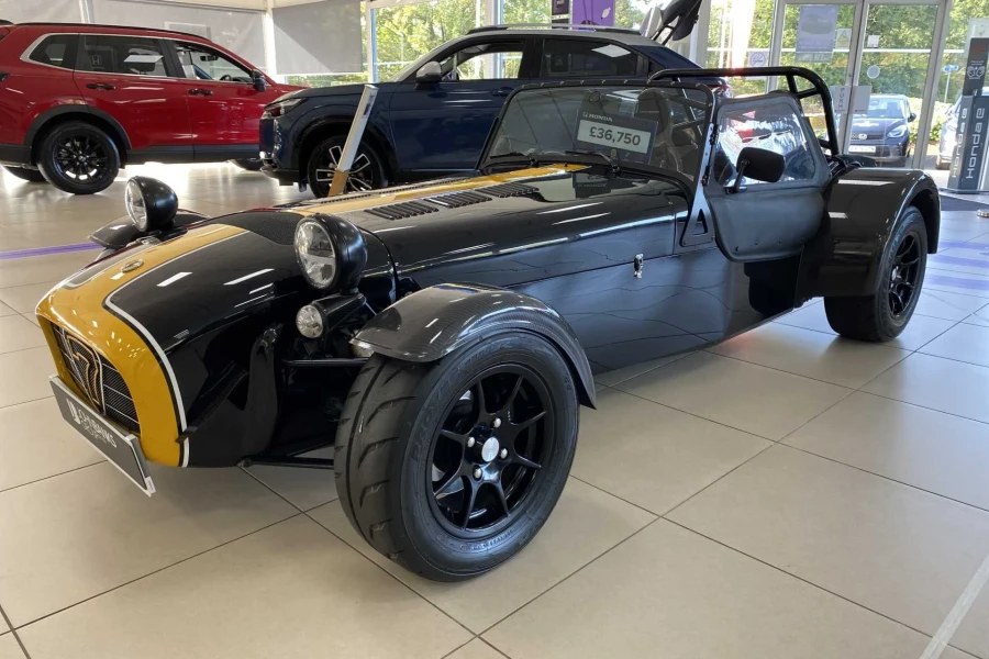 Vehicle Image - 2