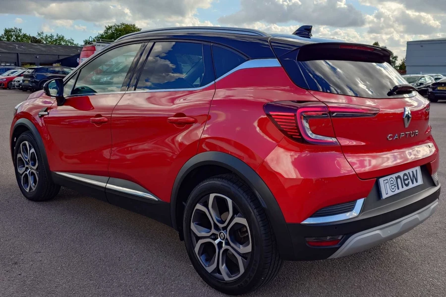 Vehicle Image - 2