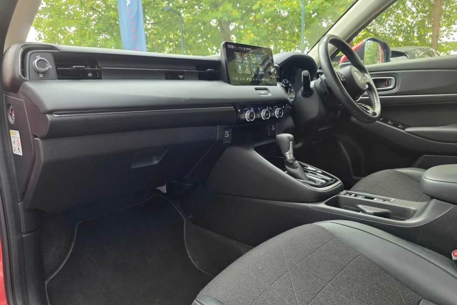 Vehicle Image - 1
