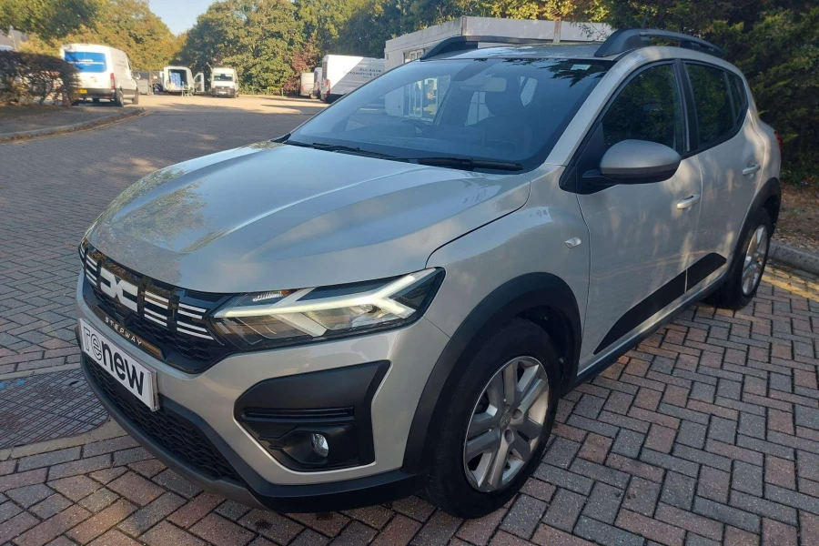 Vehicle Image - 2