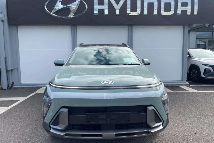 Vehicle Image - 3