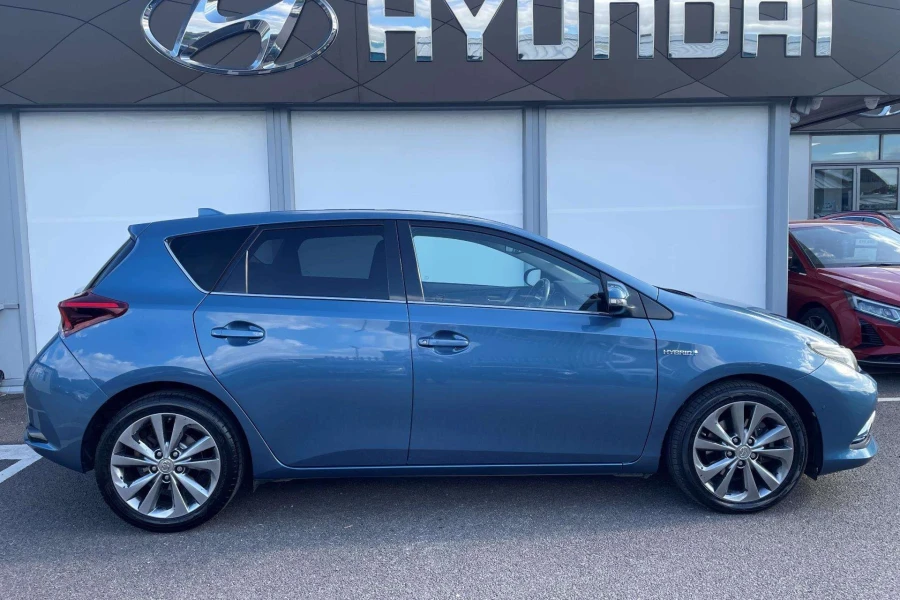Vehicle Image - 1