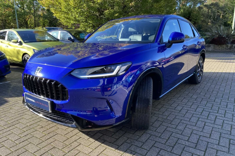 Vehicle Image - 2