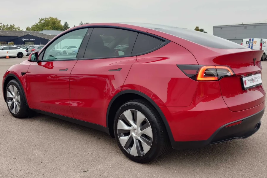 Vehicle Image - 2