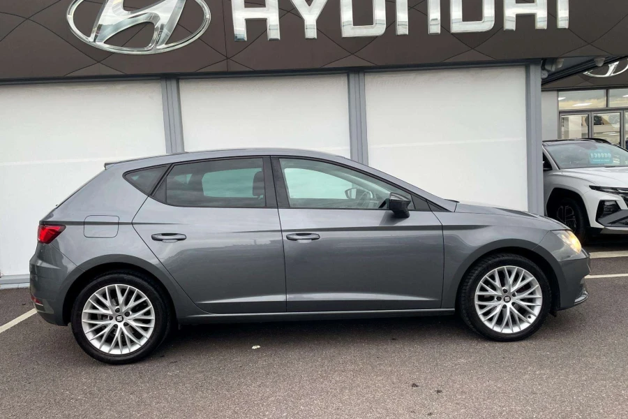 Vehicle Image - 1