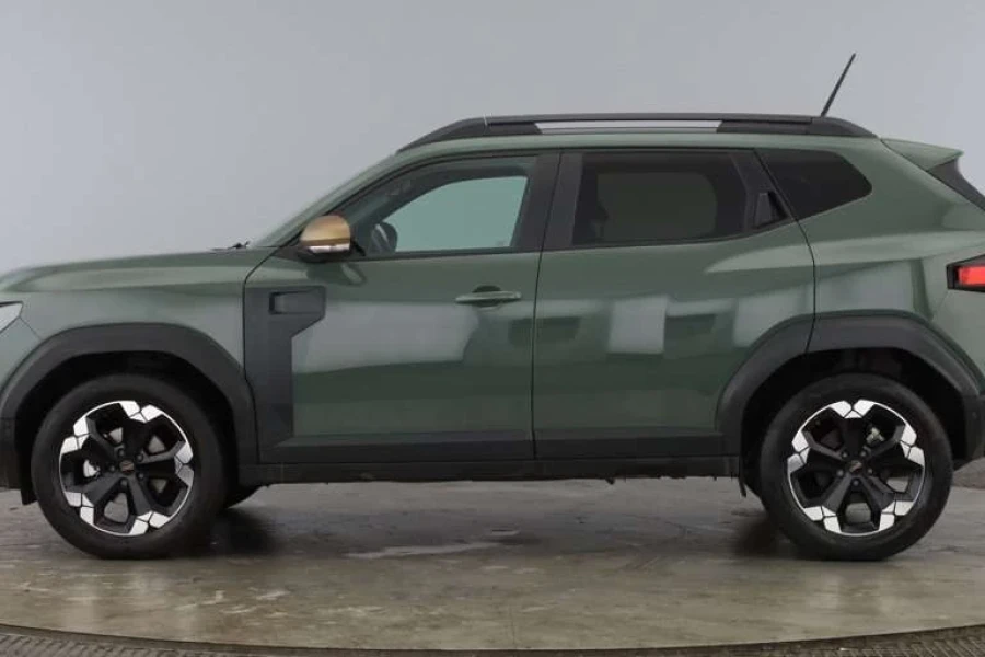 Vehicle Image - 2