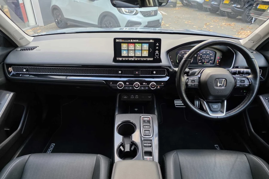 Vehicle Image - 3