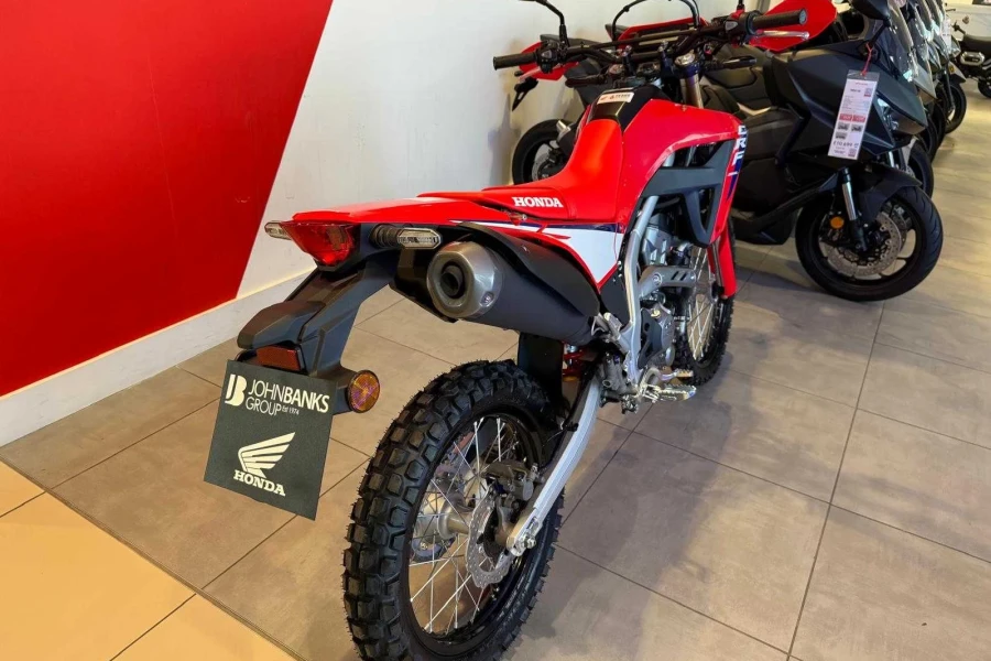 Vehicle Image - 2