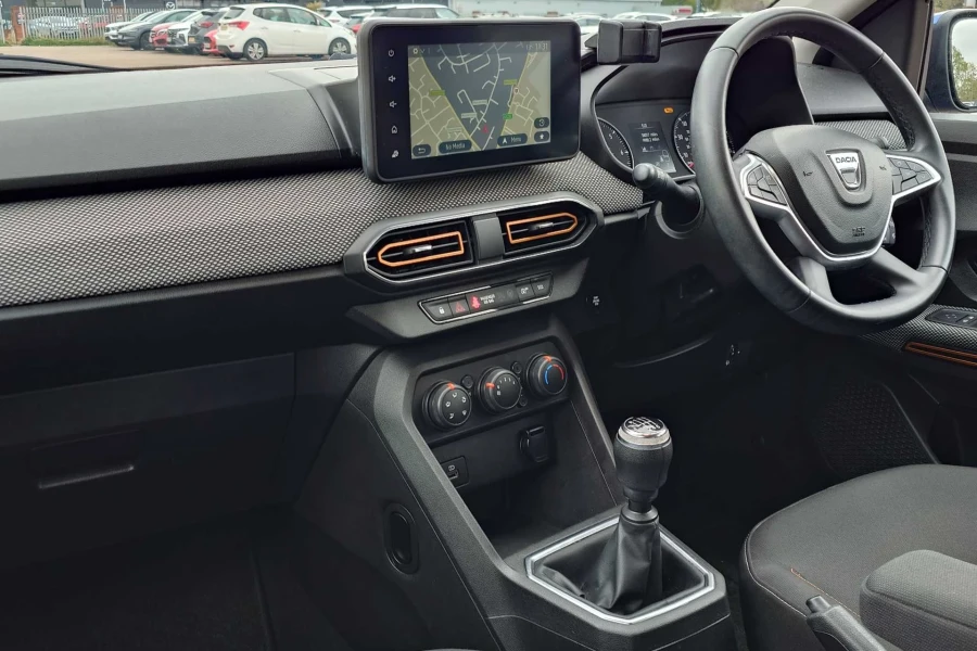 Vehicle Image - 1