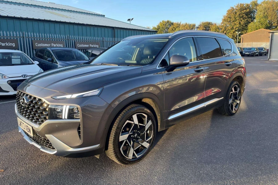 Vehicle Image - 2