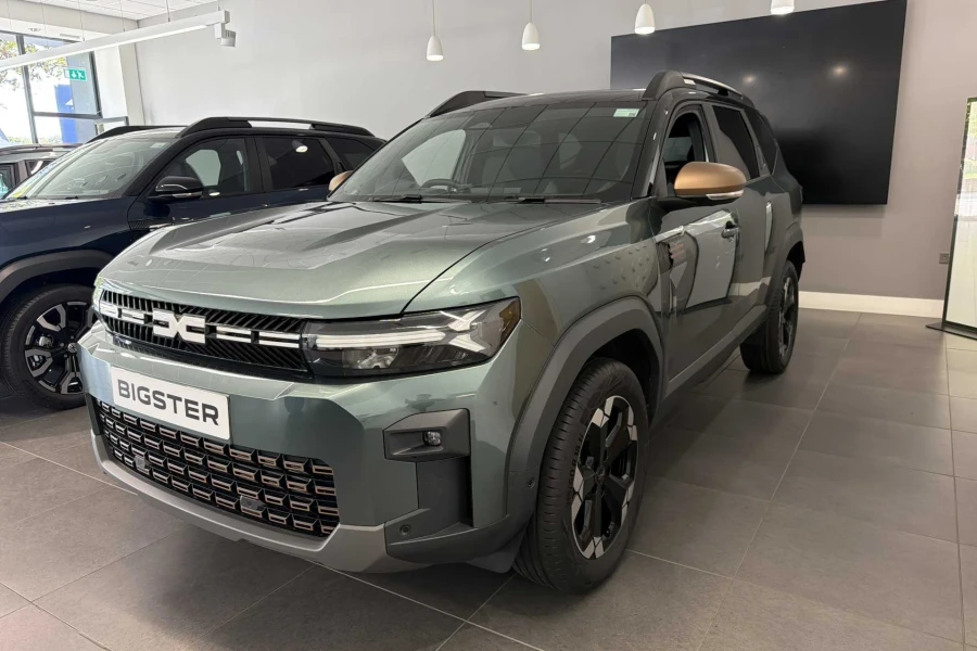 Vehicle Image - 2