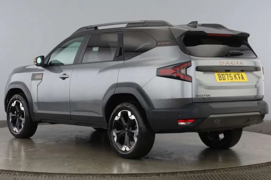 Vehicle Image - 1