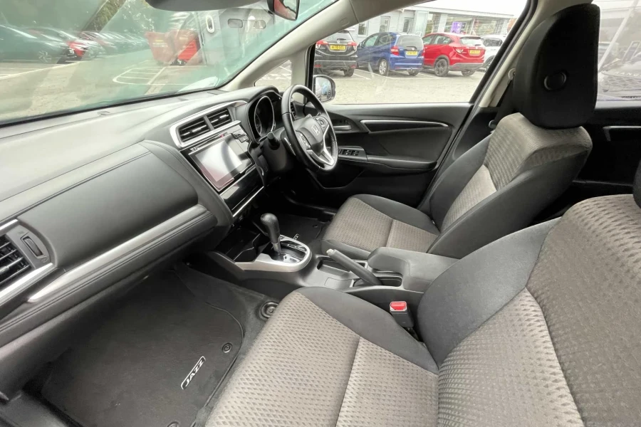 Vehicle Image - 1