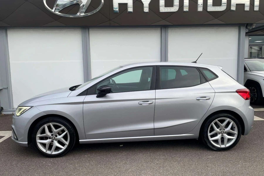 Vehicle Image - 2