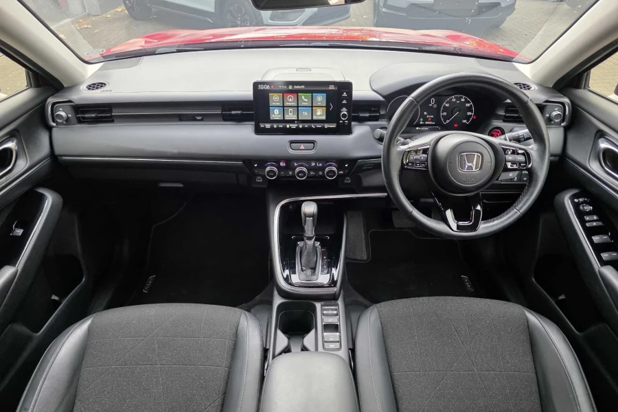 Vehicle Image - 3