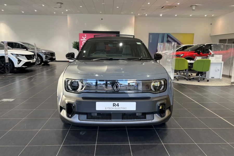 Vehicle Image - 1