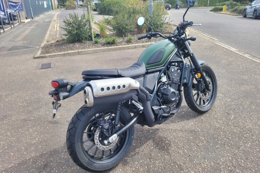 Vehicle Image - 2