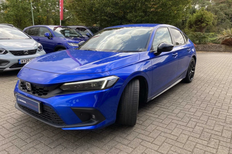 Vehicle Image - 2