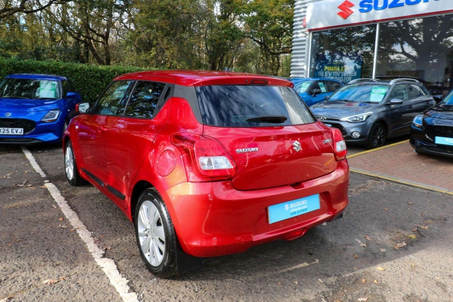 Vehicle Image - 3