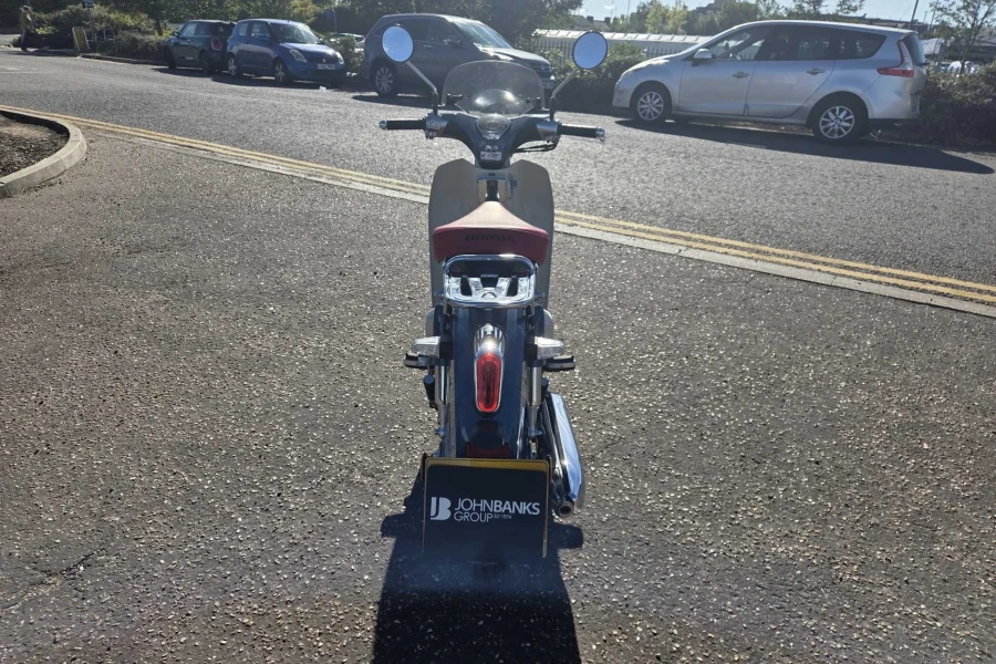Vehicle Image - 3