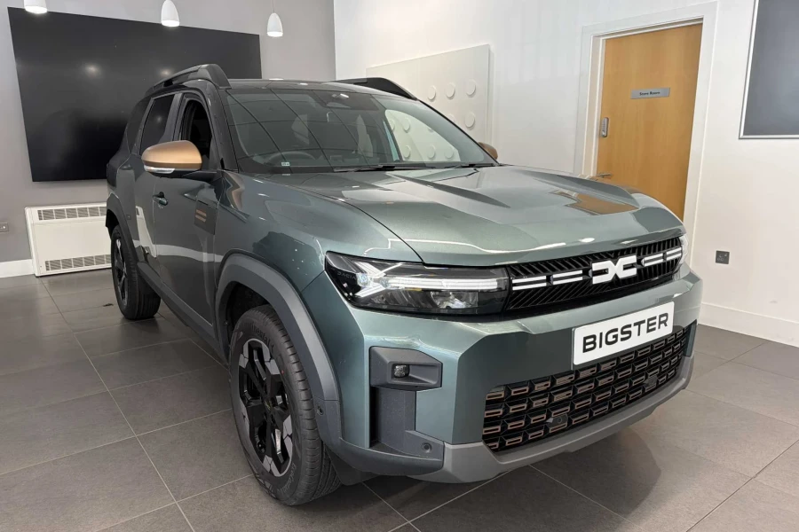 Vehicle Image - 0