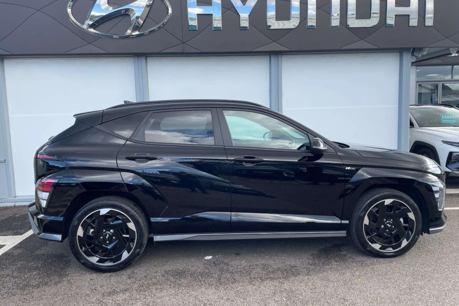 Vehicle Image - 1