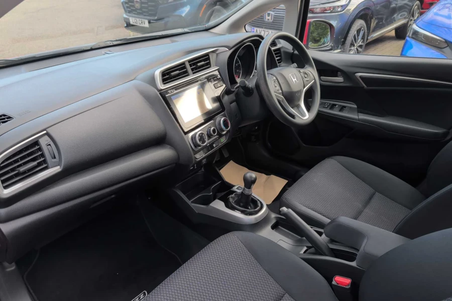 Vehicle Image - 1