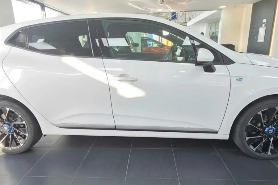 Vehicle Image - 1