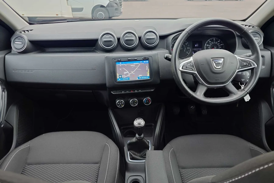 Vehicle Image - 3