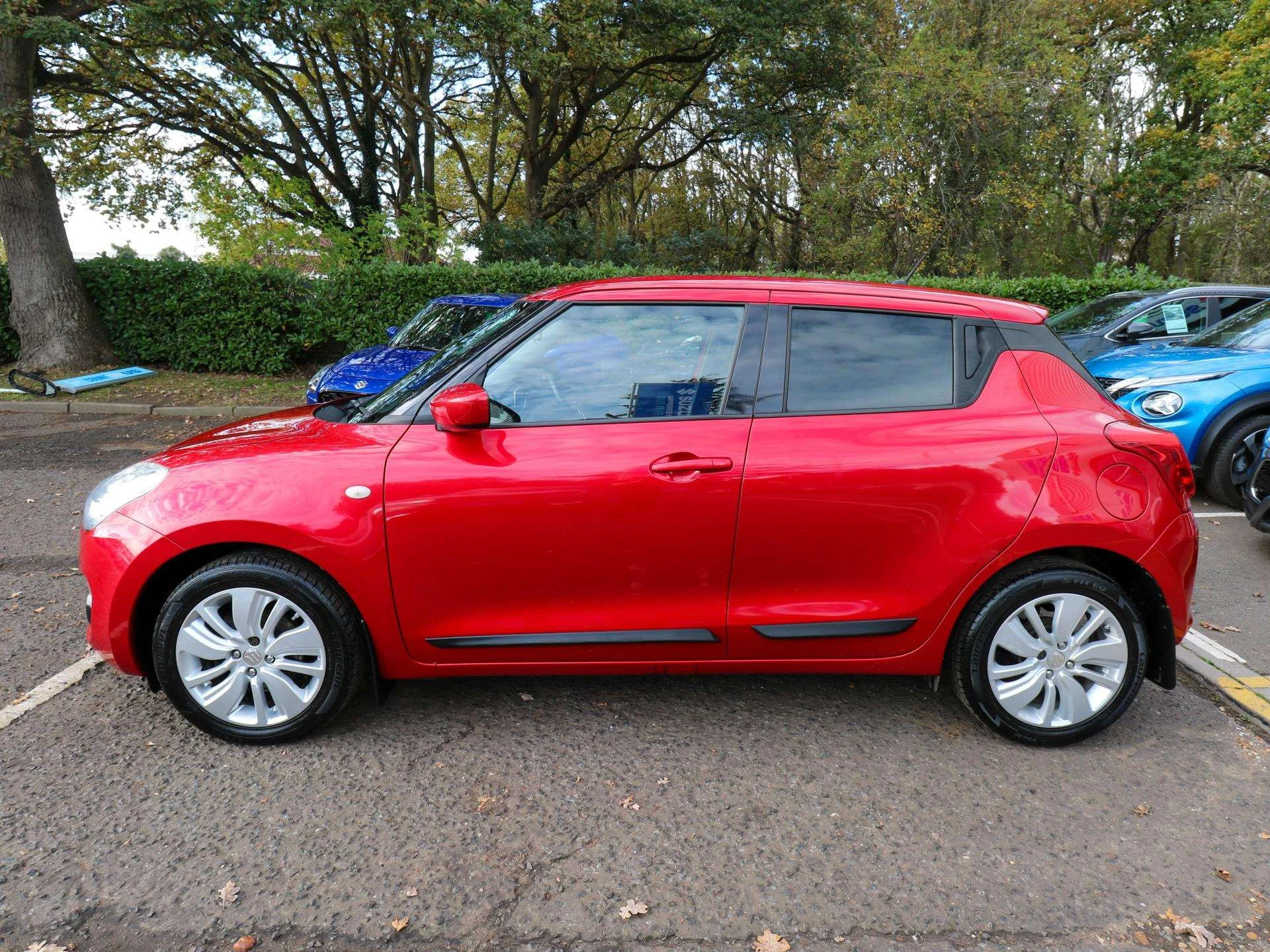 Vehicle image 7
