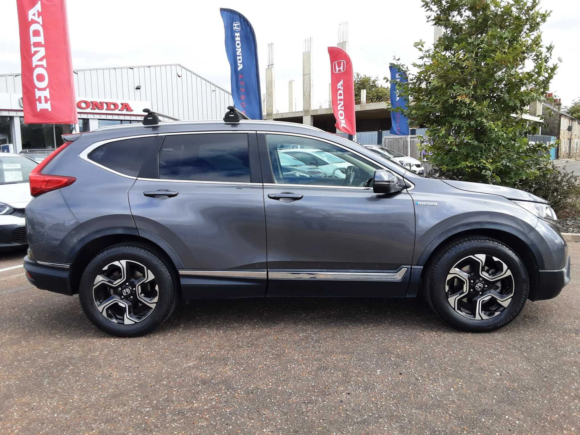 Vehicle image 3