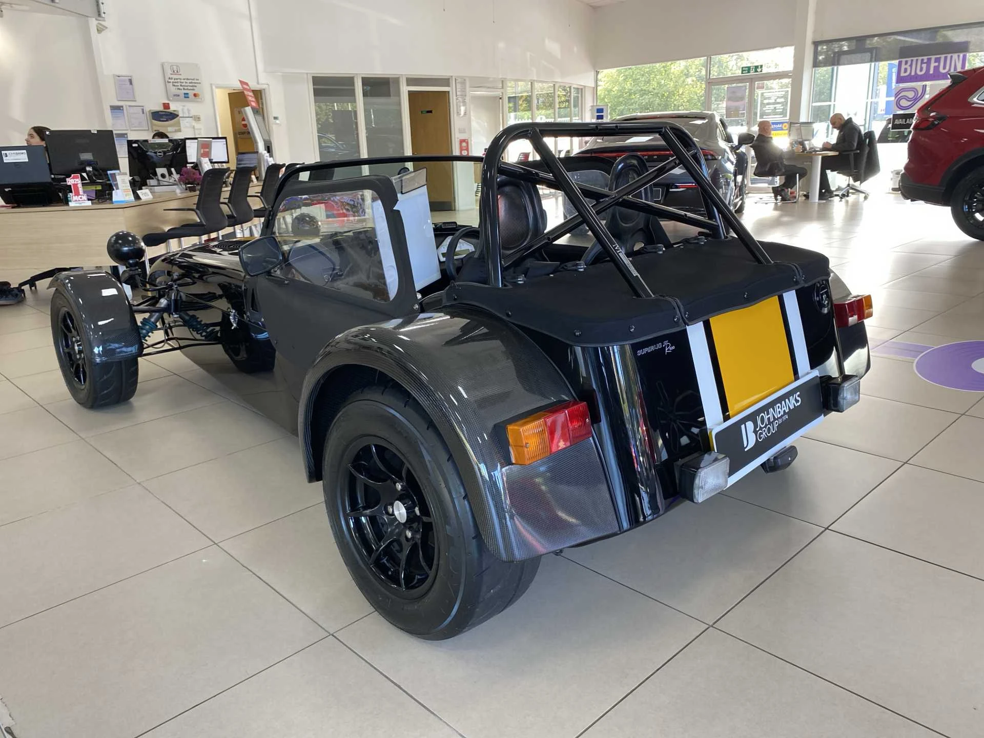 Vehicle image 5
