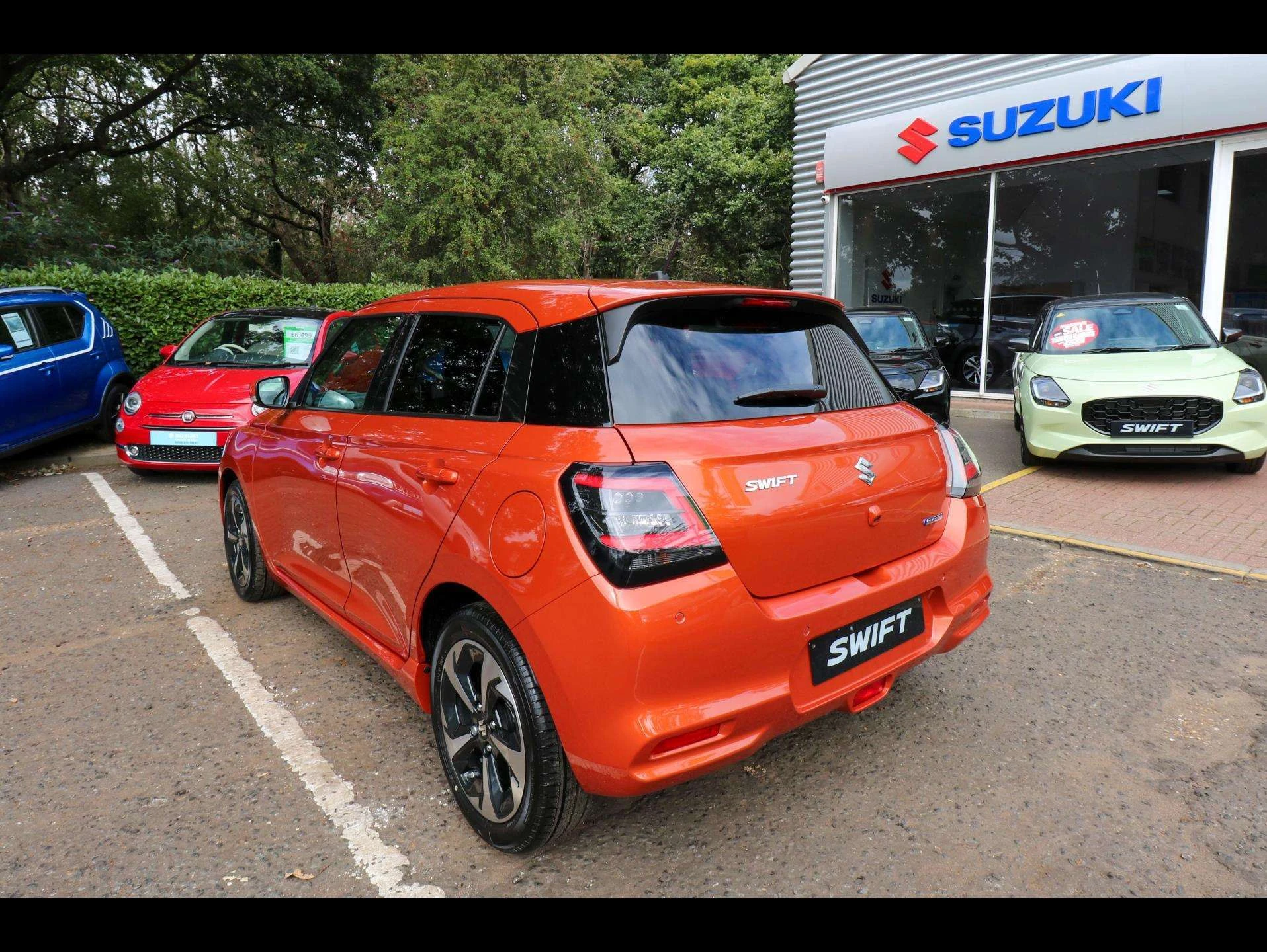 Vehicle image 6