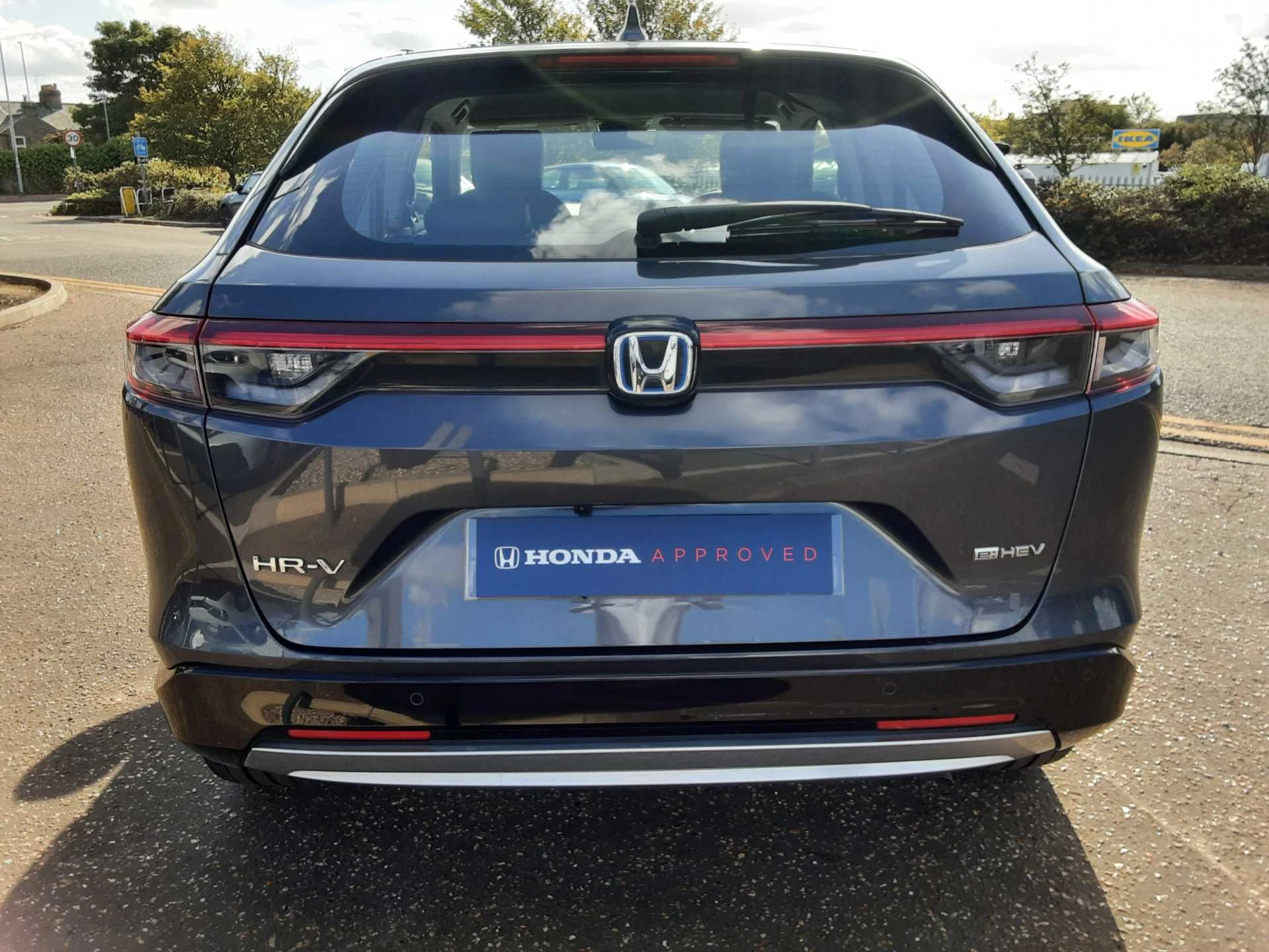 Vehicle image 6