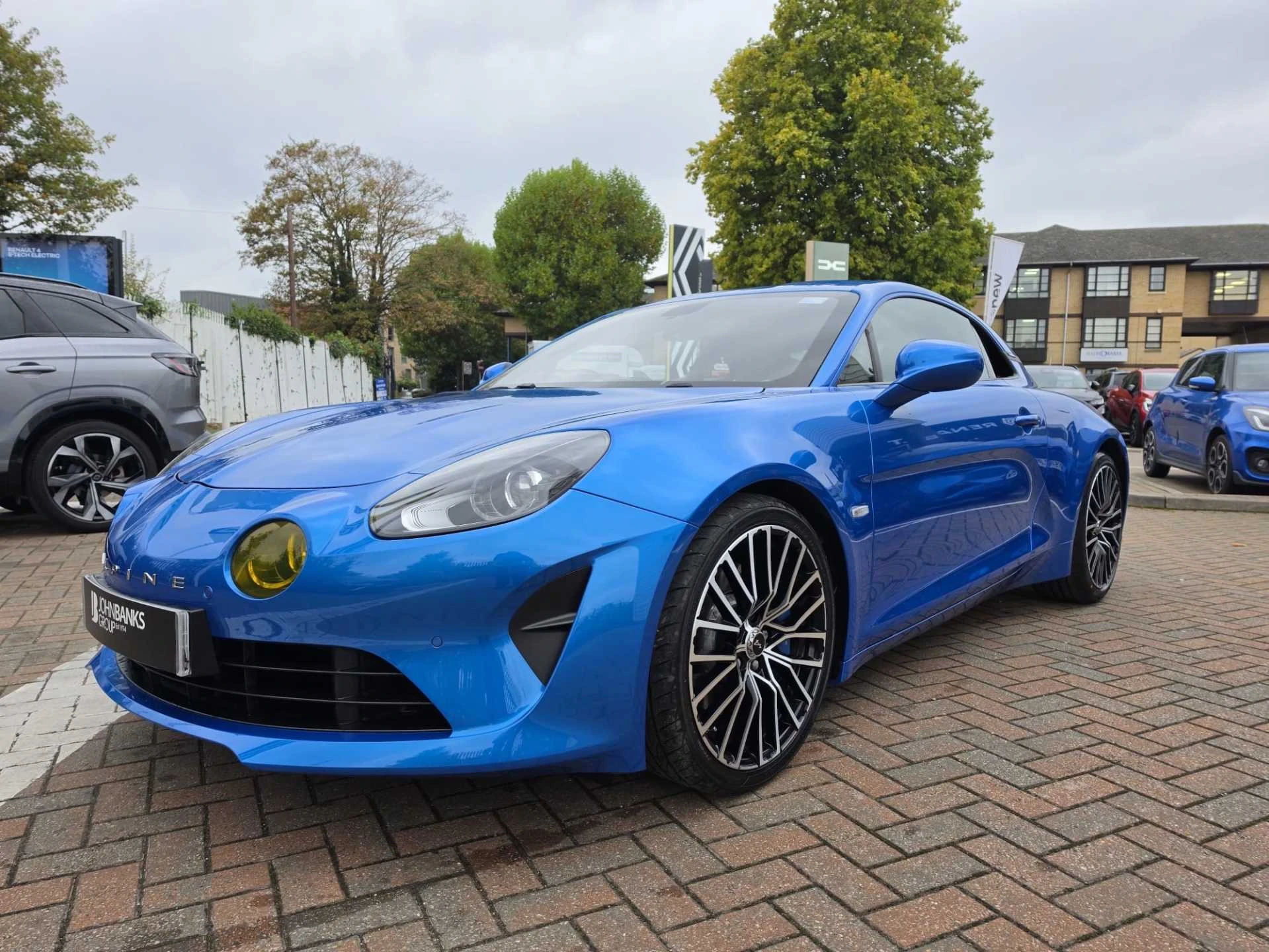 Vehicle image 7