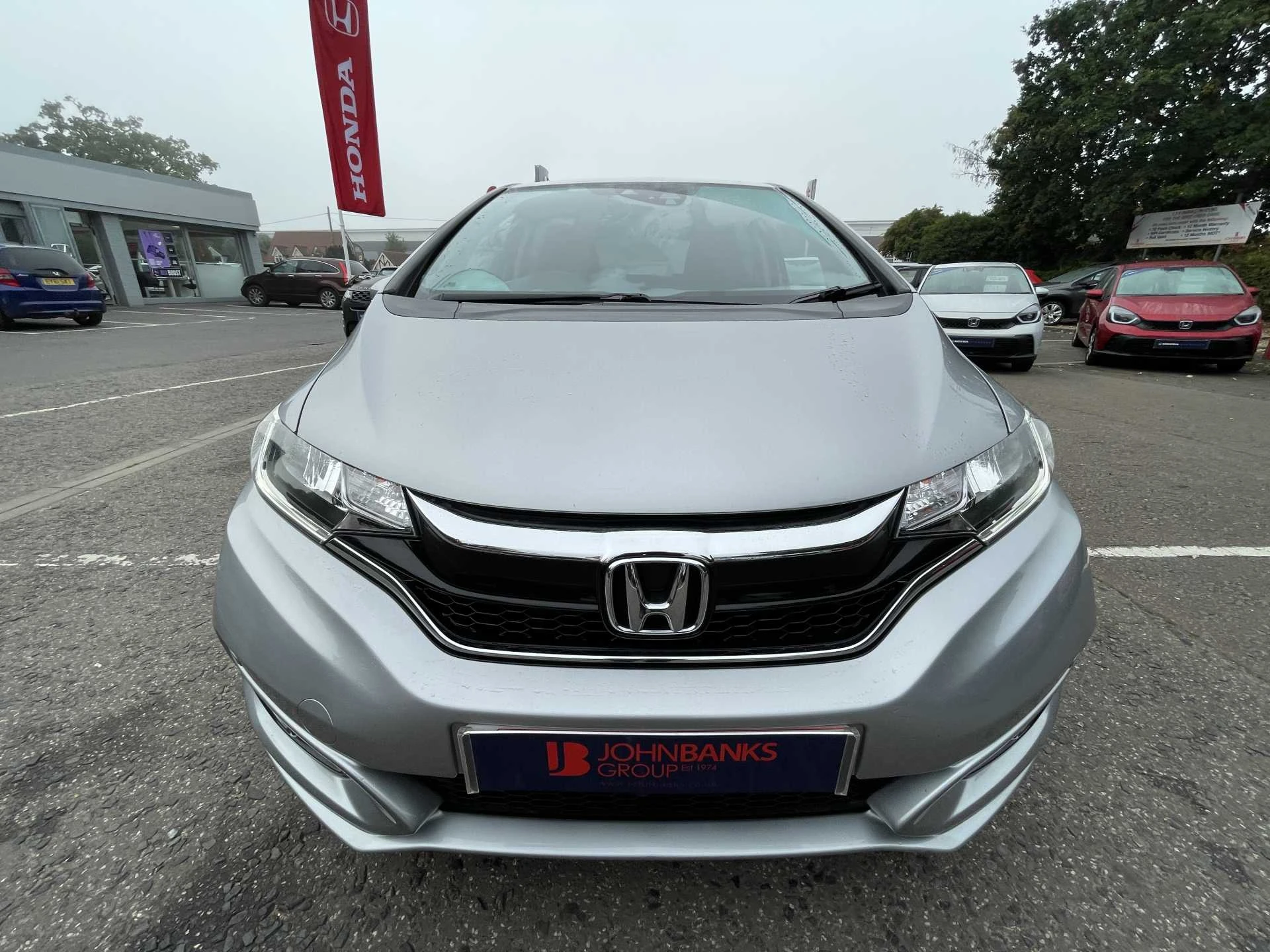 Vehicle image 6