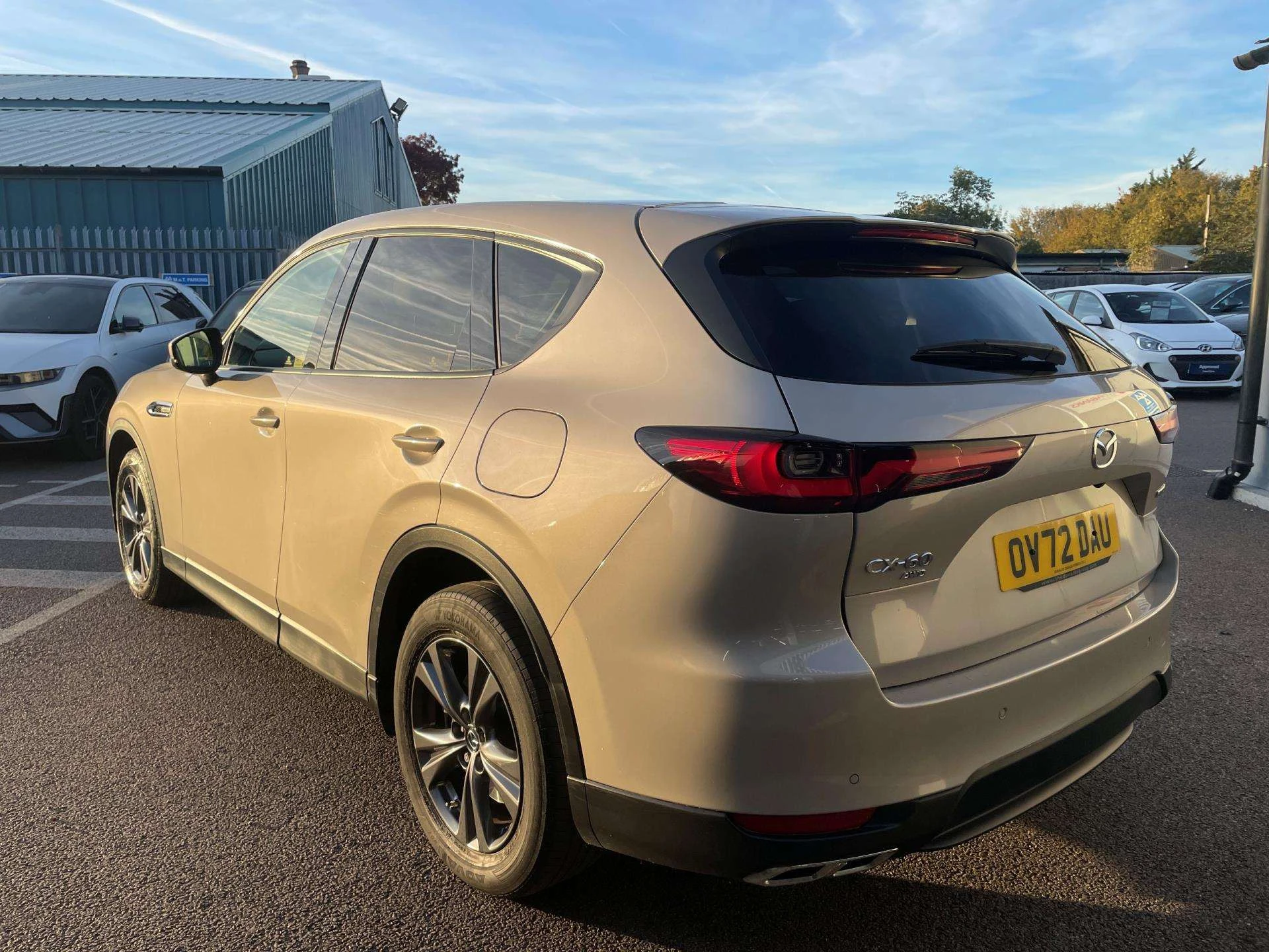 Vehicle image 5