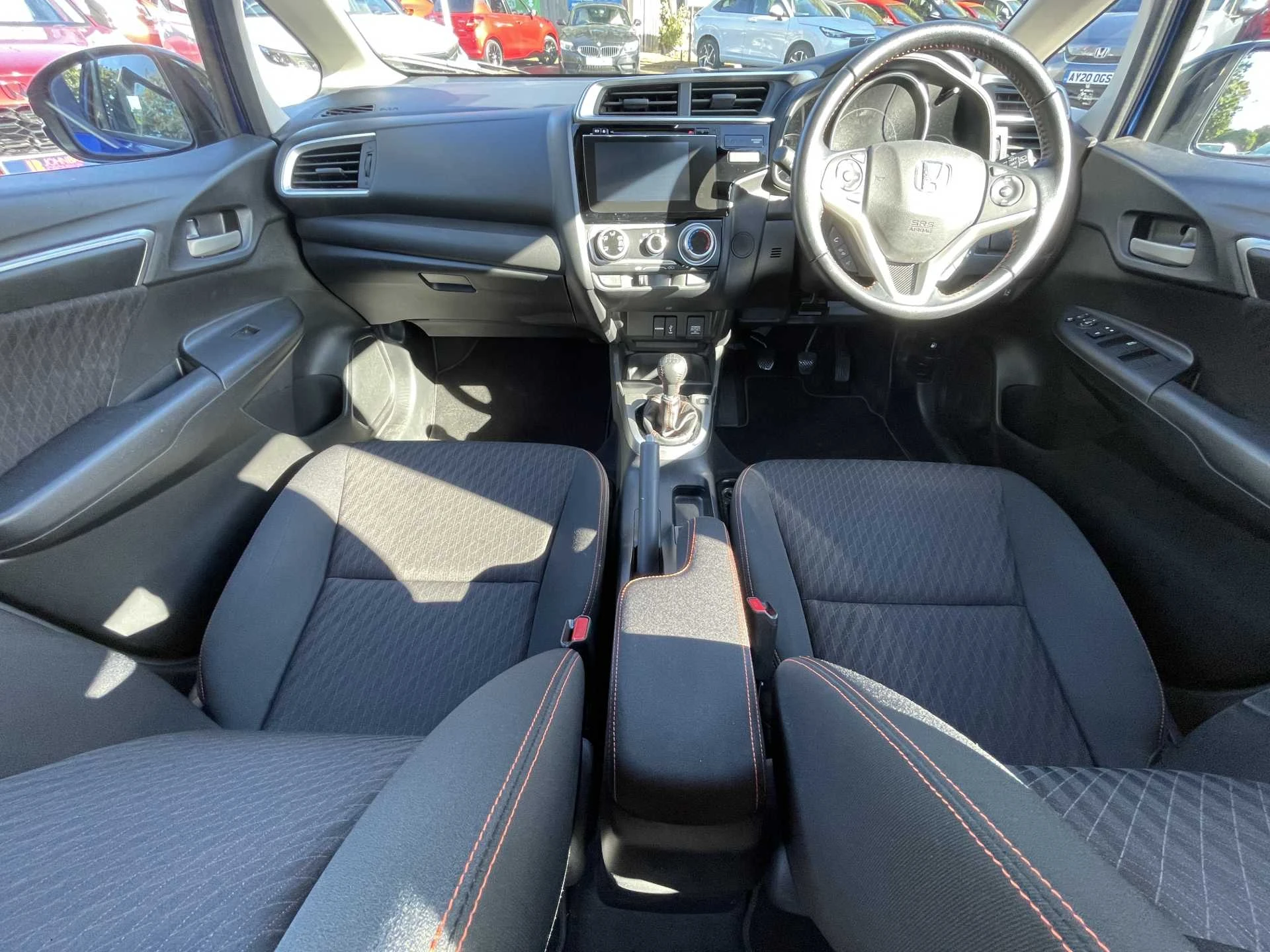 Vehicle image 4