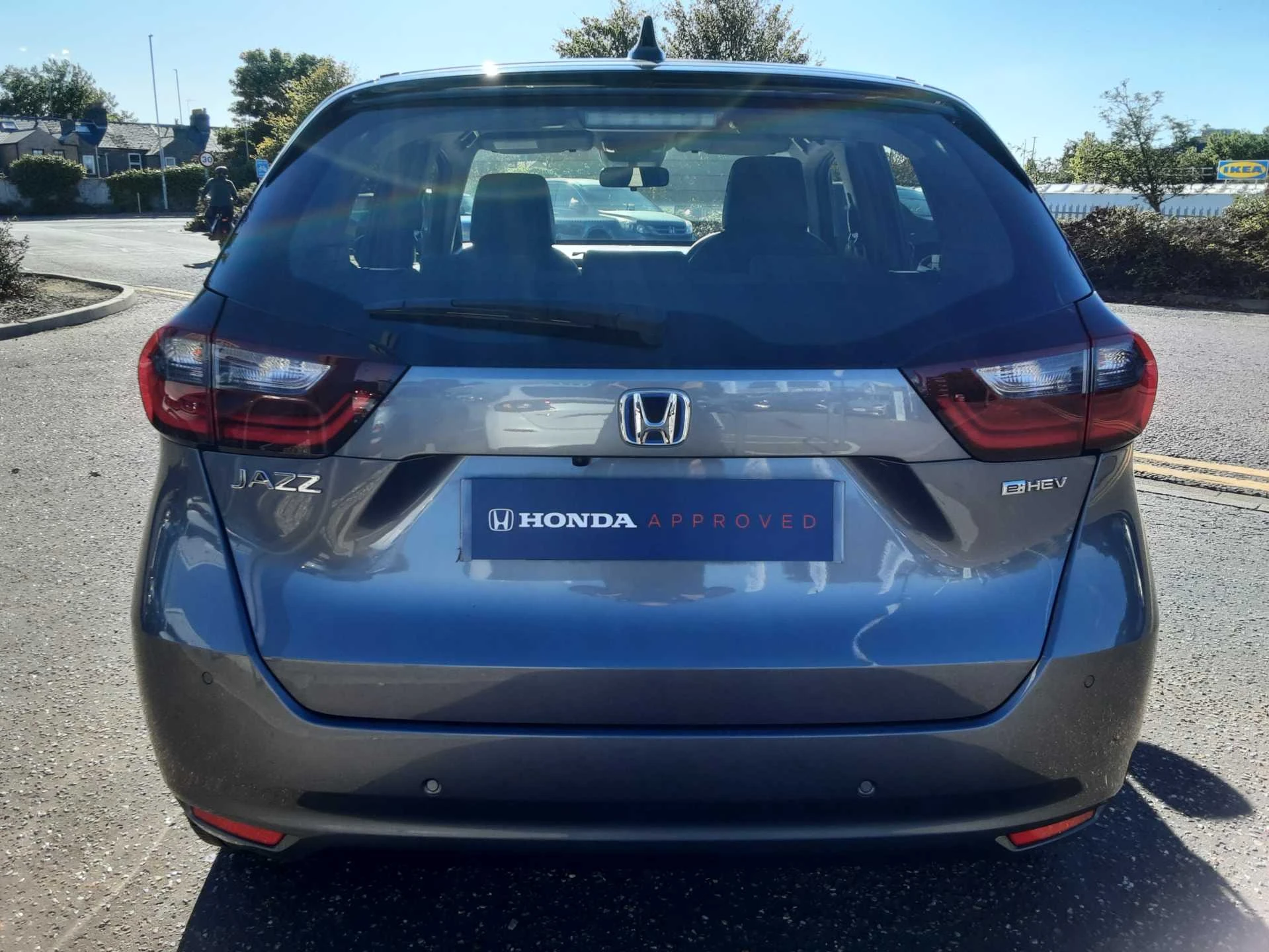 Vehicle image 7