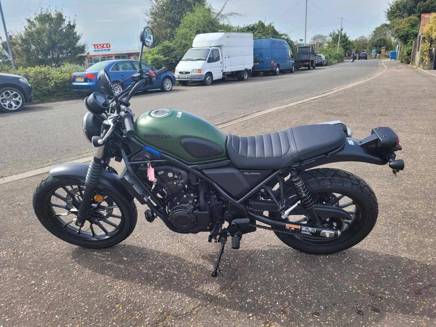 Vehicle image 6