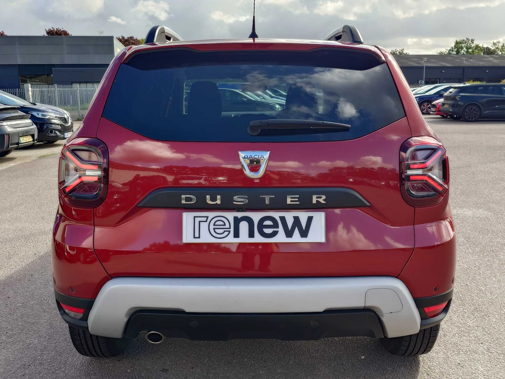 Vehicle image 7