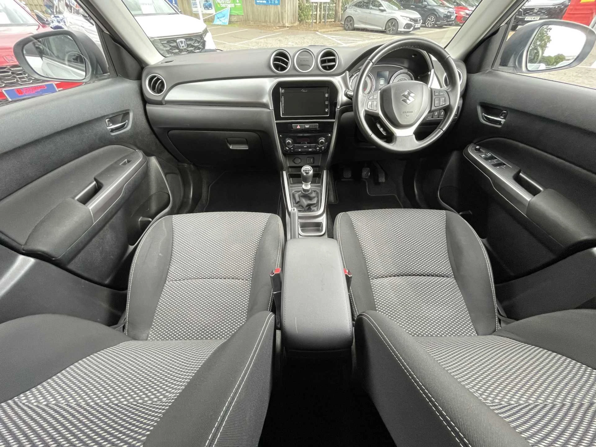 Vehicle image 4