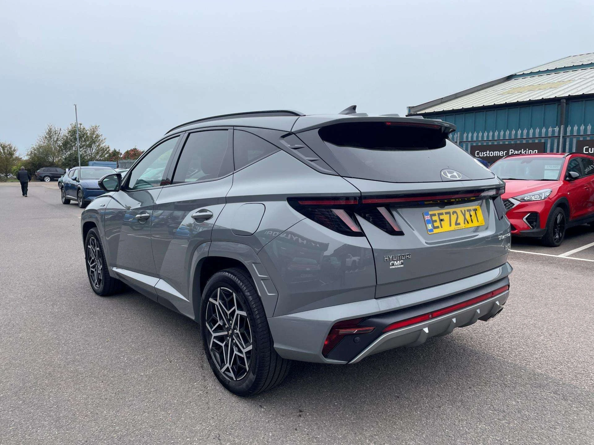 Vehicle image 6