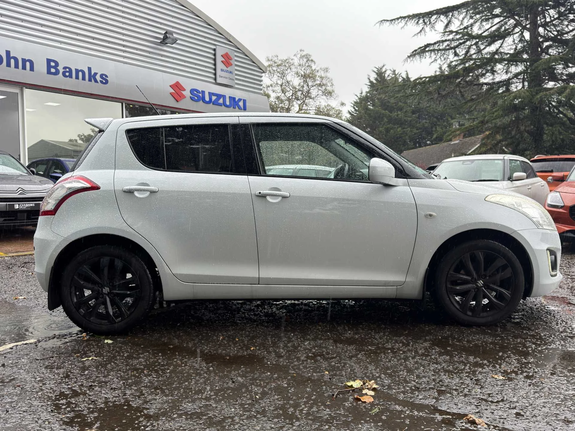 Vehicle image 3