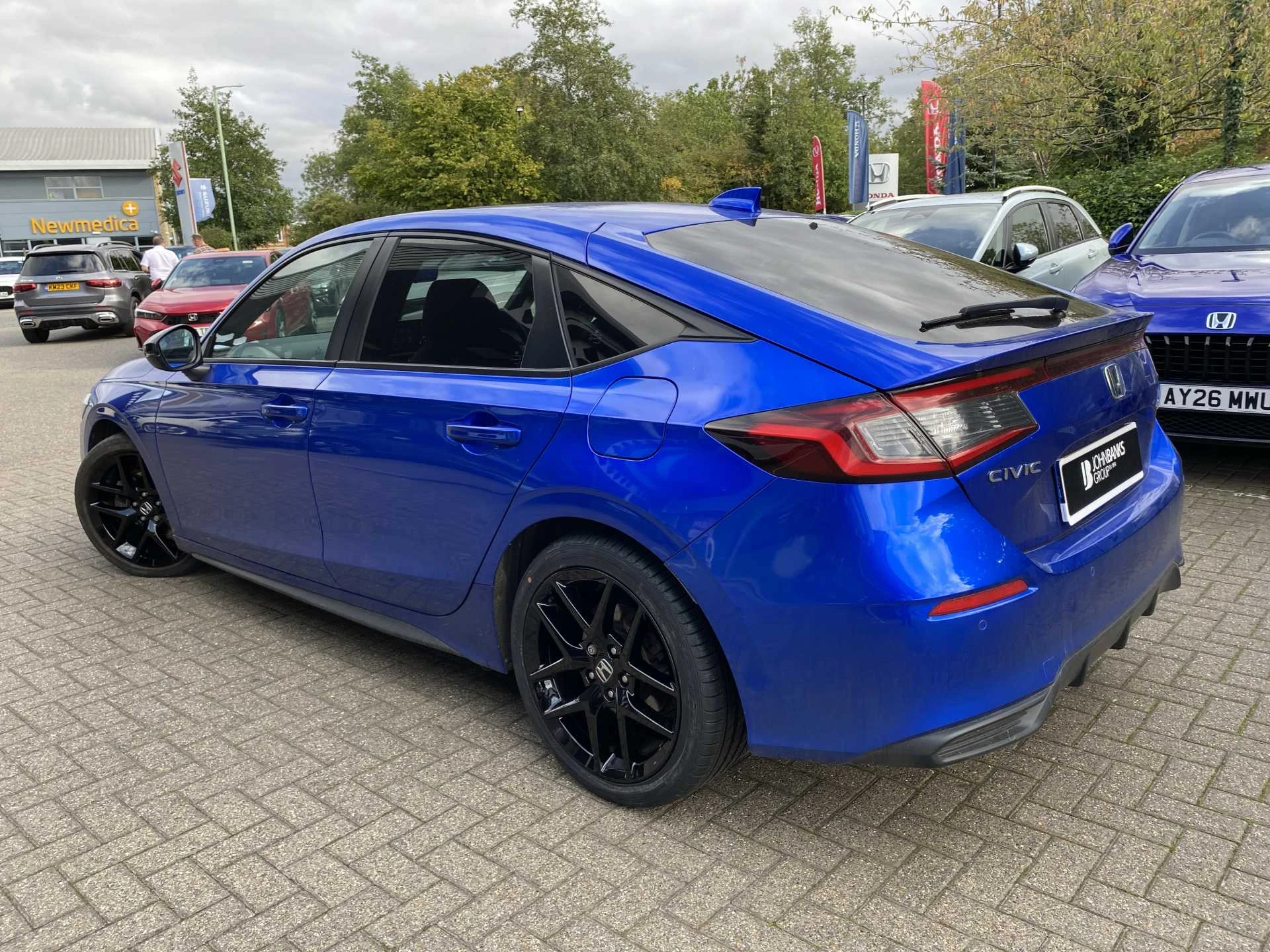 Vehicle image 5